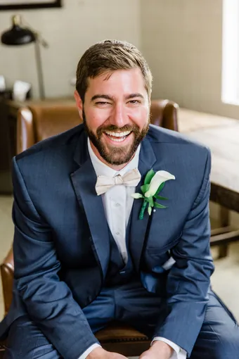 Boutonniere and florals designed by Great Expectations KY